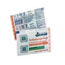 Лейкопластир бактерицидний на тканинній основі С-Пласт з розчином брильянтового зеленого (3,8 см х 3,8 см) 1 штука